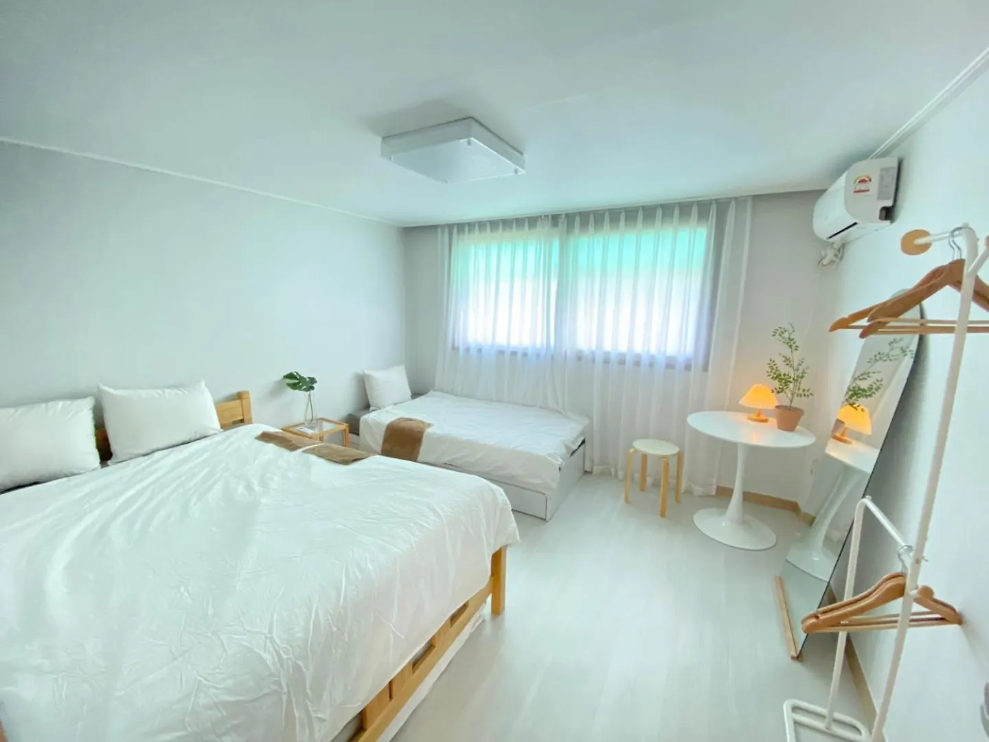 Guest house P1 Hongdea 3 Bedrooms Unit Seoul